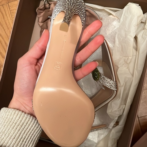 Martini heels (brand new in box) sold out online - Picture 3 of 4